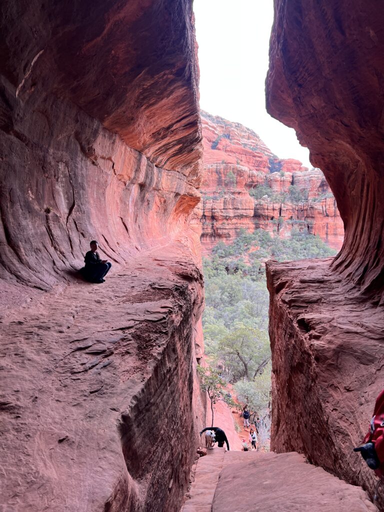 Once you got to the top of the stairs, you will appreciate the beauty of the Subway cave