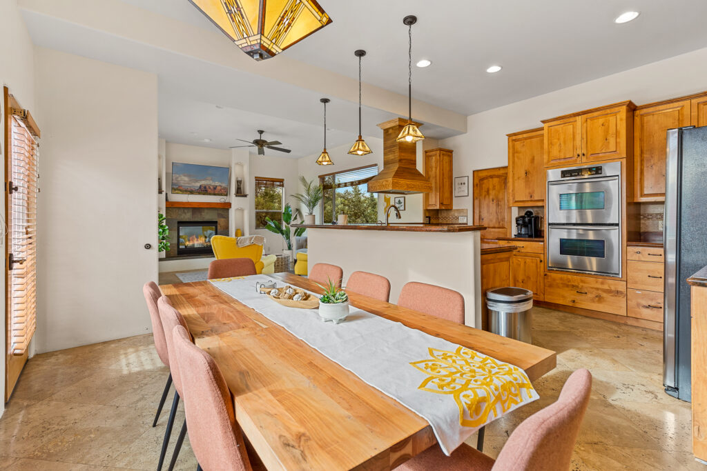 【 Kitchen/Dining】Fully stocked kitchen makes you feel at home. Dining table sits 8 comfortably